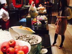 iphone_upload_pic-西安皇冠假日酒店·朱雀咖啡厅