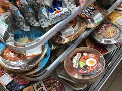 -全家便利店(杭州龙翔桥地铁站店)