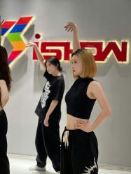 -ISHOW爱秀爵士舞蹈