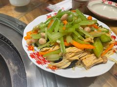 -老地方铁锅炖(宋庄路店)