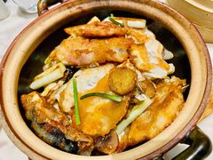 姜葱啫鱼头-香港百合居(LCM置汇旭辉广场店)