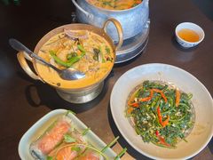 -大头虾越式风味餐厅(光明广场店)