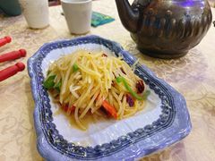 -维吾尔餐厅(宜山路店)