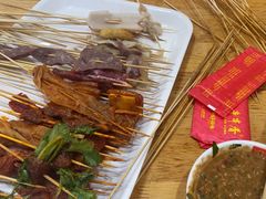 -袁记串串香(泉水轻轨站店)