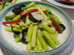 -然一素食餐厅(马利来广场店)