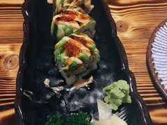 牛油果三文鱼卷-和蕴日本料理