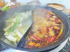 -重庆故事姊妹老火锅(财经学院店)