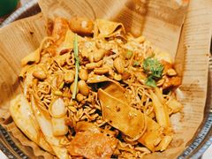 -红渡小香·牛肉麻辣香锅(车站南路店)