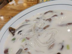 -清真·玛丽亚新疆菜主题餐厅(浙江中路店)