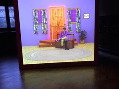 -Nathalie Djurberg与Hans Berg“牛皮纸包裹的月亮”-Prada荣宅当季展览