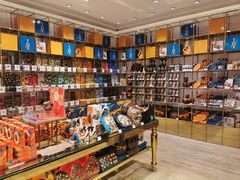 零售区-VENCHI 闻绮(北京国贸商城店)