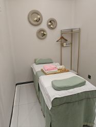 -芳朵美容养生SPA