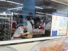 -钟楼大面包