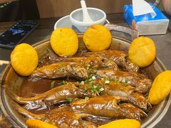 鱼锅饼子-五谷丰登农家院·地道胶东菜·海鲜烧烤(威海店)
