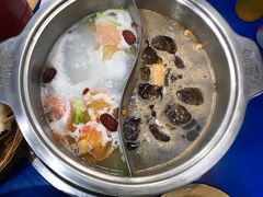-马路边边·成都串串(翠柏路店)