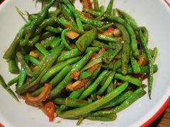 -黄泥岗·地道湖北菜(奥特莱斯店)