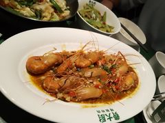 紫苏香辣大头虾-费大厨辣椒炒肉(太平老街店)