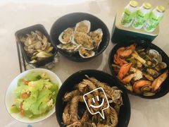 -臻鲜燕海鲜融合餐厅(金陵style店)