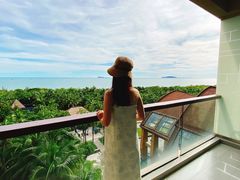 -三亚湾海居铂尔曼度假酒店