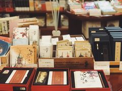 -果戈里书店