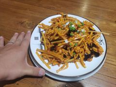 -东来菜馆•手抓海鲜家常菜•海鲜锅贴(鸽子窝店)