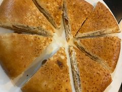 黄金大饼-花水湾红太阳牛肉汤锅