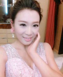 android_upload_pic-完美新娘婚纱摄影