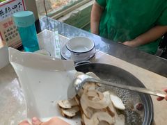 -蘑统田下·野生菌火锅