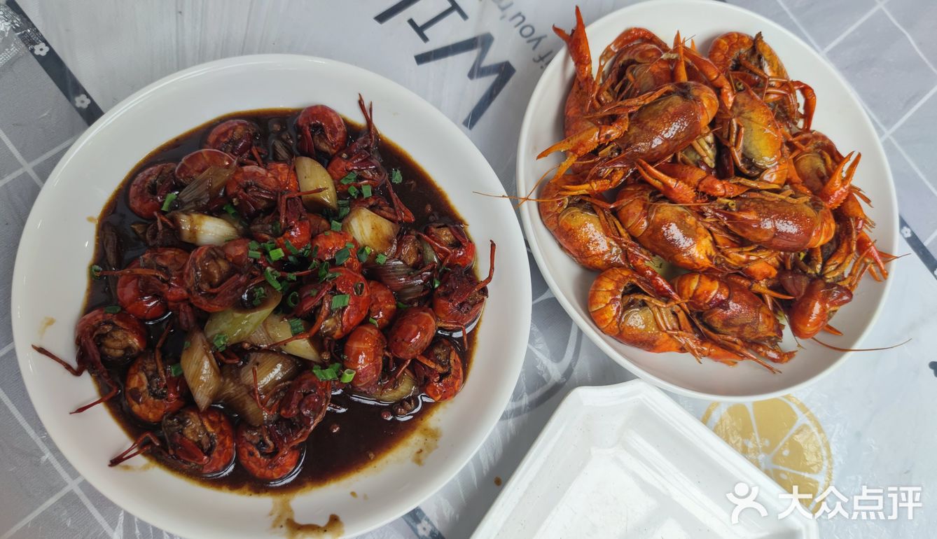 今天的湖北人都在吃虾子！