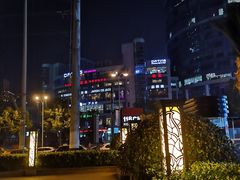 -农工商超市(金沙江路店)