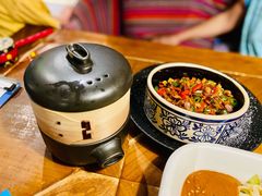 传统黑三剁配薄饼-雀舞云南菜(天津天河城购物中心店)