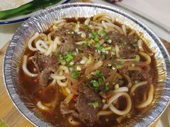 铁板黑椒牛肉乌冬面-榕江春·点心荟