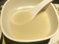 -洪氏嗨捞·广东猪肚鸡·椰子鸡火锅(西咸万象城店)