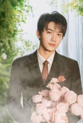 -挪娅婚纱摄影皇家会所