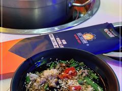 -钢管厂五区小郡肝串串香火锅(人民广场店)