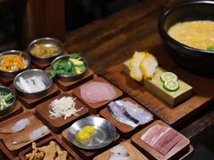 -银米·云南传统过桥米线(双廊黑金冠店)