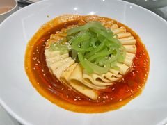 -滩外滩·本帮江浙菜(新天地店)