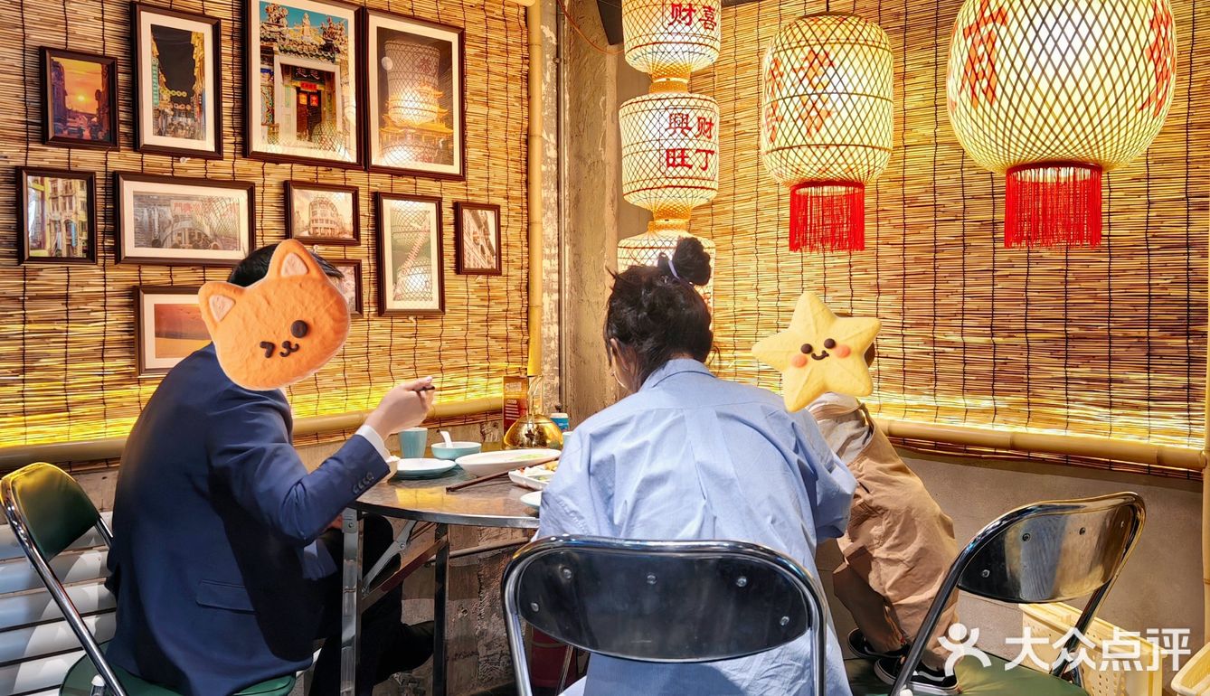 被广东人包围，烧鹅界“黑马”，一口封神！