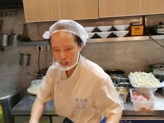 -李与白包子铺(桐梓林店)
