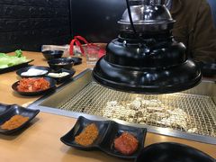 -肉甲韩国木炭烤肉(新壹街1店)