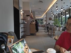 -必胜客(璞丽中心店)