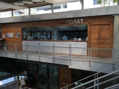-ROAST coffee & eatery