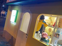 -LADY FAFA(巨鹿路陕西南路路口店)