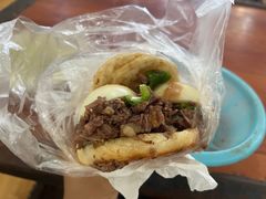 -老西关黄老太牛肉烧饼