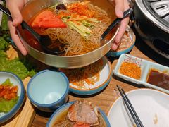 -明洞阿姨·韩式酱蟹烤肉·创意料理(三元桥店)