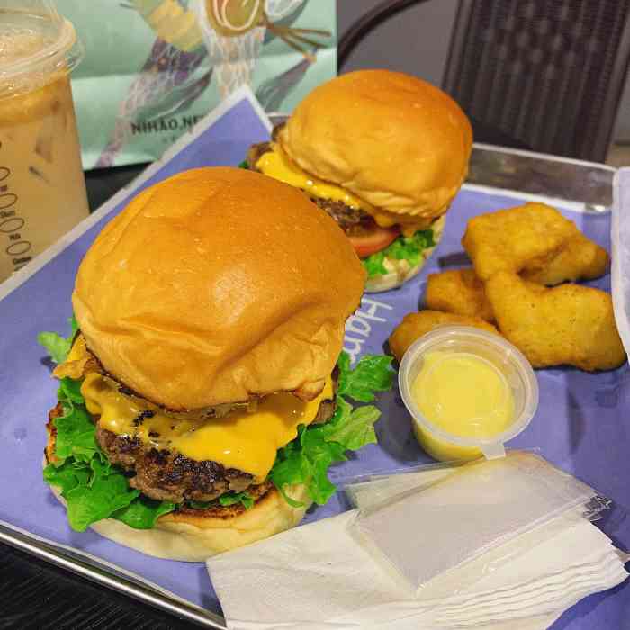 a big hamburger(苏宁广场店)-"啊……堂食的话环境太差了,应该是店里