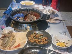 -阿瓦山寨·湘菜现炒·剁椒鱼头王(咸阳总店)