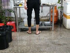 -蚝哥花姐湛江烤生蚝(美丽湾市场店)