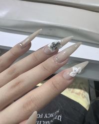 -晨·艺美甲美睫