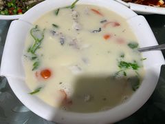 江团煲汤-李幺师鱼馆